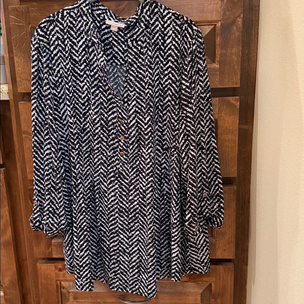 Roz & Ali Monochrome Abstract Top